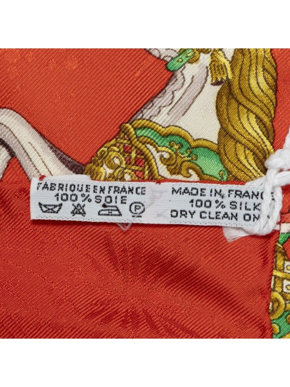 Hermes Scarf Red Green Gold 100% Jacquard Silk - Picture 5 of 5